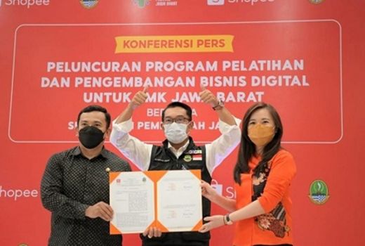 Siswa SMK di Jabar Belajar Bisnis Pakai Kurikulum Ekonomi Digital - GenPI.co JABAR