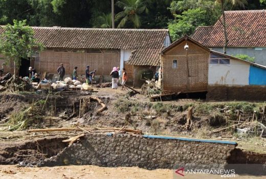 Terganggunya Resapan Air Sebabkan Banjir Bandang di Garut - GenPI.co JABAR