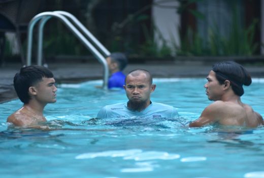 Selesai Kontra Arema FC, Pemain Persib Jalani Recovery Training - GenPI.co JABAR