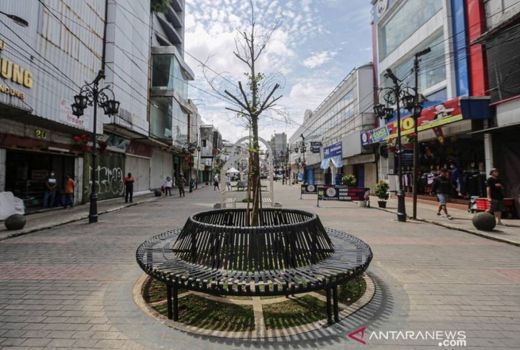 Apiknya Alun-alun Kota Bandung Pasca Revitalisasi - GenPI.co JABAR