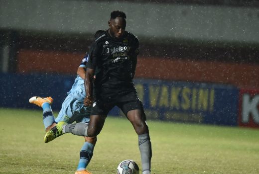 Geoffrey Castillion Keluar, David da Silva Masuk Persib - GenPI.co JABAR