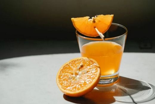 Perut Lagi Keroncongan? Jangan Konsumsi Makanan dan Minuman Ini - GenPI.co JABAR