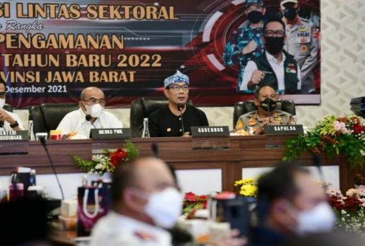 Ini Cara Ridwan Kamil Tangani Libur Natal dan Tahun Baru di Jabar - GenPI.co JABAR