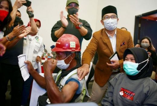 Cegah Varian Omicron, Gubernur Jabar Siapkan Strategi - GenPI.co JABAR