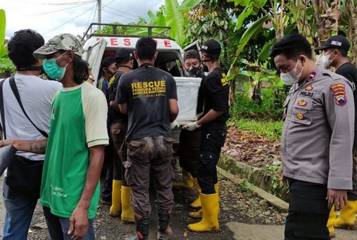 Penemuan Sepasang Mayat di Sungai Serayu Dipindahkan ke Garut - GenPI.co JABAR