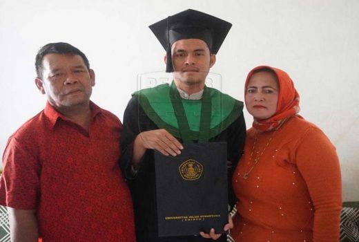 Hebat! Pemain Persib Puja Abdillah Raih Gelar Sarjana Pendidikan - GenPI.co JABAR