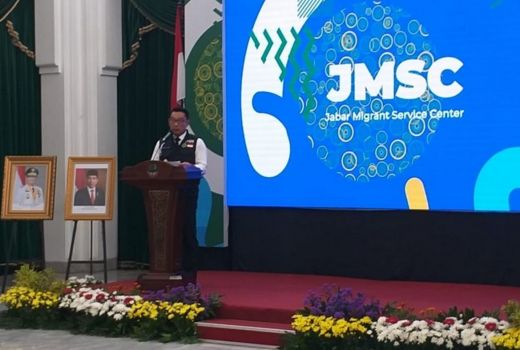 2,43 Juta Warga Jabar Menganggur, Sebut Ridwan Kamil - GenPI.co JABAR