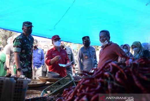 Sidak Pasar, Bupati Cianjur Pastikan Harga Stabil Jelang Natal - GenPI.co JABAR