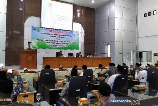Ridwan Kamil Belajar tentang Aturan Pesantren dari Ulama Aceh - GenPI.co JABAR