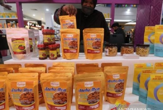Lagi di Karawang? Jangan Lupa Beli Oleh-oleh Produk Olahan Ikan - GenPI.co JABAR