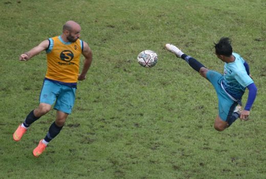 Kata Robert, Pemain Persib Sudah Tidak Terkendala Cuaca di Bali - GenPI.co JABAR