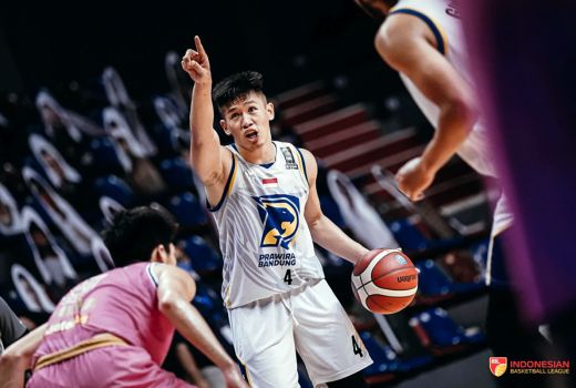 Abraham Damar Punya Misi Antar Prawira Bandung Juara IBL 2022 - GenPI.co JABAR