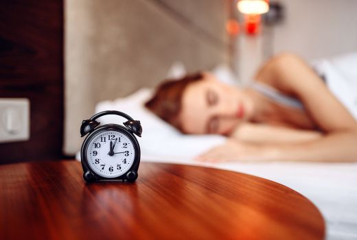 Pasangan Kamu Susah Bangun Tidur? Ini Cara Jitu Membangunkannya - GenPI.co JABAR