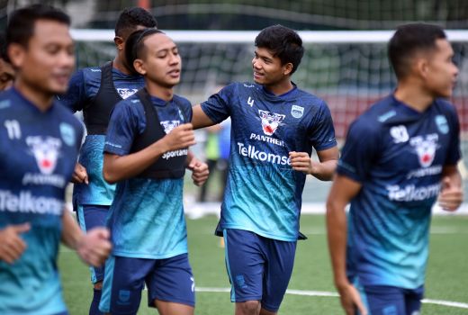 Bek Persib Bayu Fiqri Minta Ini di Hari Ulang Tahunnya - GenPI.co JABAR