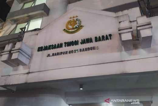 Enggan Komentari Arteria, Kejati Jabar Fokus Tangani Kasus Ini - GenPI.co JABAR