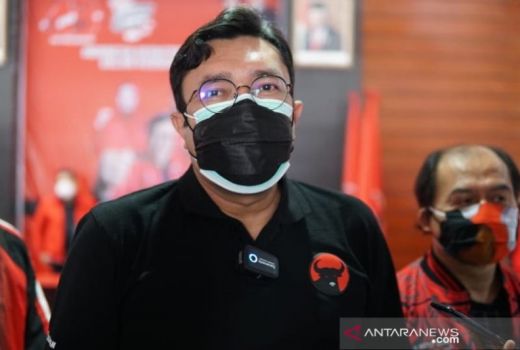 DPD PDIP Jawa Barat Murka, Minta Arteria Dahlan Dipecat - GenPI.co JABAR