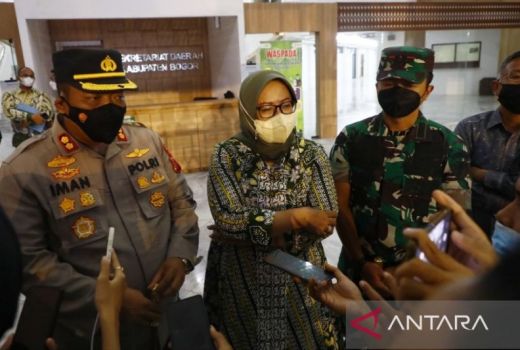 Bupati Bogor: Jam Operasional Truk Tambang Pukul 20.00-05.00 WIB - GenPI.co JABAR
