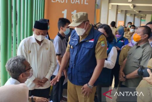 Wagub Jabar Minta Pemkot Bekasi Sukseskan Vaksinasi Dosis Ke-3 - GenPI.co JABAR