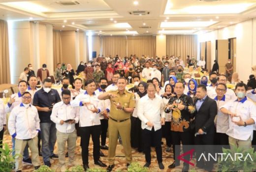 Wali Kota Bekasi Dukung Pengusaha Lokal Majukan UMKM saat Pandemi - GenPI.co JABAR
