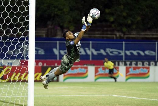Ukir 8 Clean Sheet, Teja Paku Alam Diminta Tidak Cepat Puas - GenPI.co JABAR