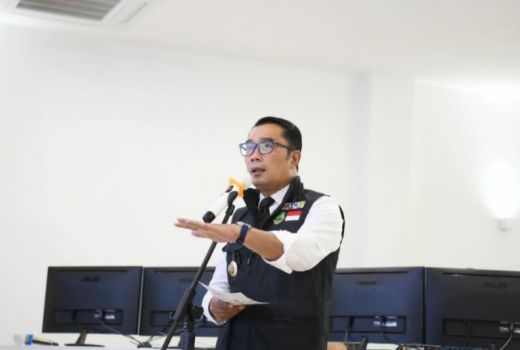 Ridwan Kamil Punya Kabar Gembira Soal Merek Pakaian Lokal, Top! - GenPI.co JABAR