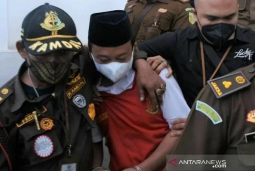 Herry Wirawan Vonis Seumur Hidup, Ucapan Ridwan Kamil Wow - GenPI.co JABAR