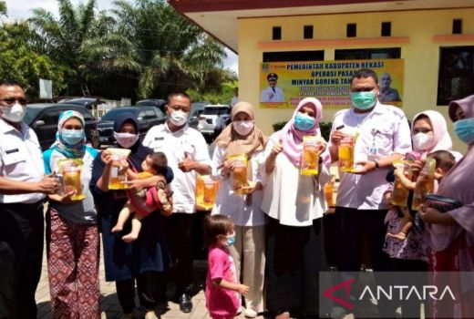 Strategi Top Disdag Bekasi Soal Minyak Goreng, Warga Pasti Senang - GenPI.co JABAR
