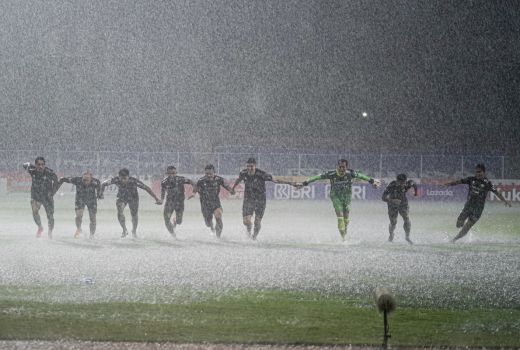 Wasit Di Pertandingan Persib vs Persiraja Menuai Pujian Robert - GenPI.co JABAR