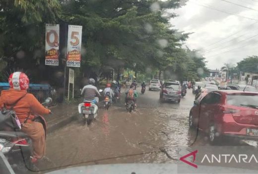 Wali Kota Depok Beri Kabar Baik, Jalan Rusak Bakal Diperbaiki - GenPI.co JABAR