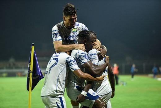 Pelatih Persib Ungkap Rahasia di Balik Come Back Melawan Arema - GenPI.co JABAR