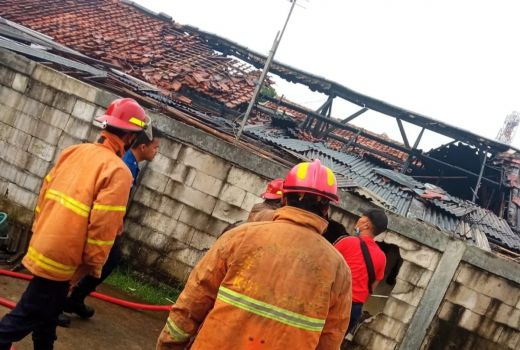 Kebakaran Terjadi di Depok, Ternyata ini Sebabnya - GenPI.co JABAR