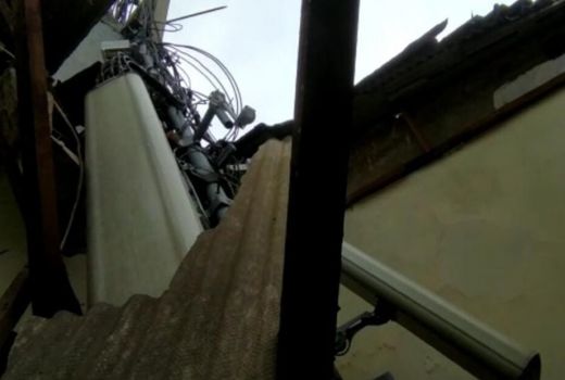 Tower BTS Roboh di Depok, Begini Kejadiannya - GenPI.co JABAR