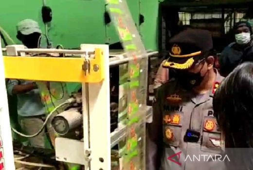 Sidak Agen Minyak Goreng Curah, Kapolres Cirebon Kota Terkejut - GenPI.co JABAR