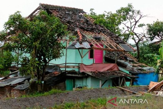 Lagi Ramadan, Warga Kabupaten Garut Kena Bencana Puting Beliung - GenPI.co JABAR