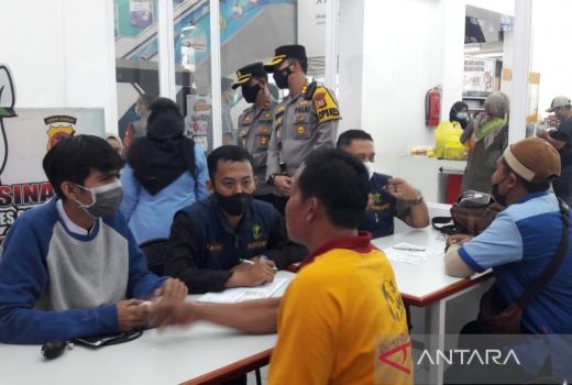 Polres Garut Gaspol Vaksinasi Covid-19, Langkahnya Dahsyat - GenPI.co JABAR