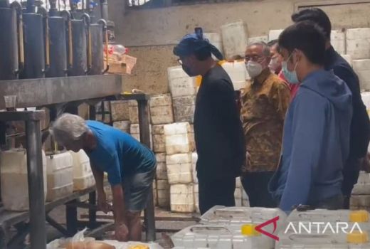 Bima Arya Sidak Depo Minyak Goreng, Hasilnya Mengejutkan - GenPI.co JABAR