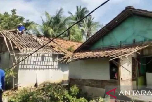 Angin Puting Beliung Buat 4 Rumah Rusak di Kabupaten Bekasi - GenPI.co JABAR