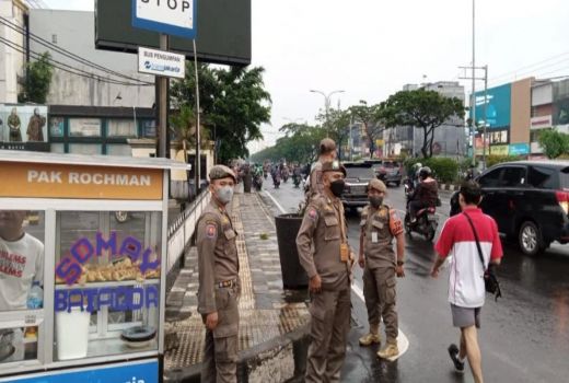 Bandel Banget, PKL di Jalan Margonda Muncul Lagi Usai ditertibkan - GenPI.co JABAR