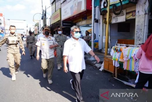 PKL di Kawasan Perkotaan Garut Tersenyum Lebar Karena Alasan Ini - GenPI.co JABAR