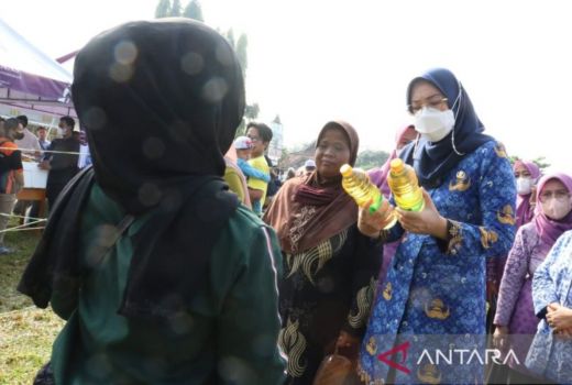 Pantau Terus, Sembako Murah Tersedia di Purwakarta - GenPI.co JABAR