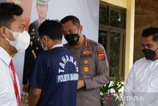 Guru Ngaji yang Cabuli Belasan Siswa di Bandung ditangkap Polisi - GenPI.co JABAR
