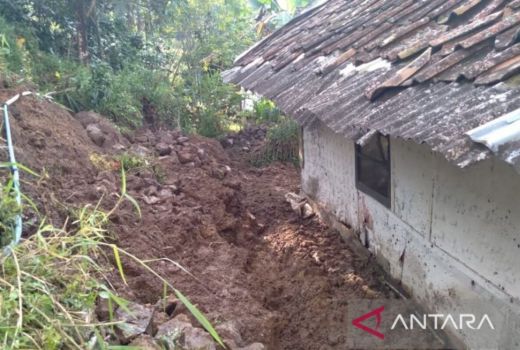Longsor Kembali Terjadi di Cianjur, Empat Desa Terdampak - GenPI.co JABAR