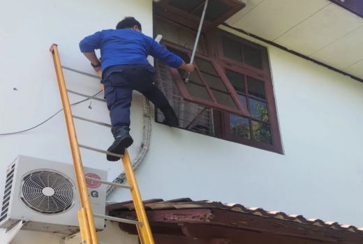 Gegara Marah Sama Ayahnya, Bocah di Depok ini Terkunci di Kamar - GenPI.co JABAR