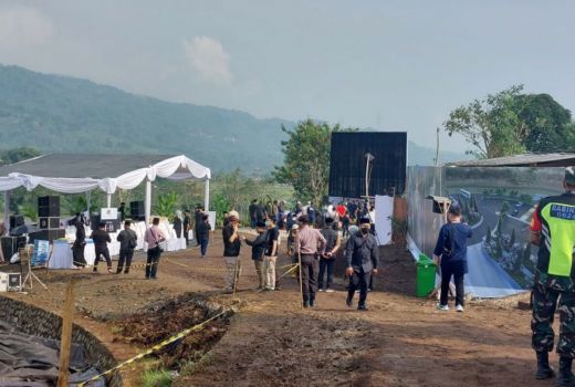 50 Tenaga Harian Dikerahkan untuk Bantu Pemakaman Eril - GenPI.co JABAR