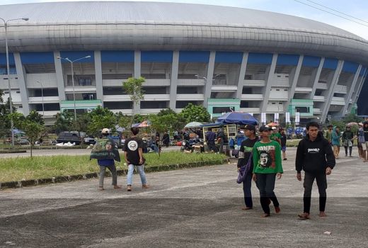 Kronologis Lengkap Bobotoh yang Meninggal di Stadion GBLA - GenPI.co JABAR