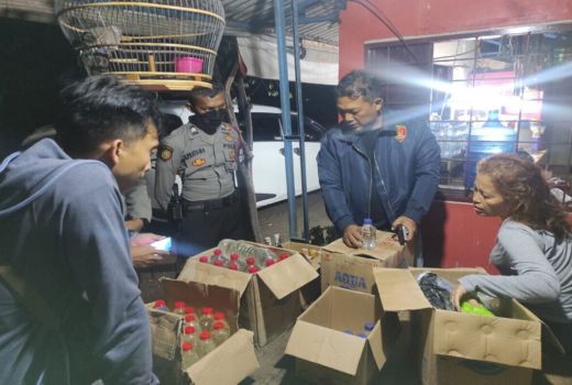Ratusan Botol Miras Diamankan Polres Majalengka - GenPI.co JABAR