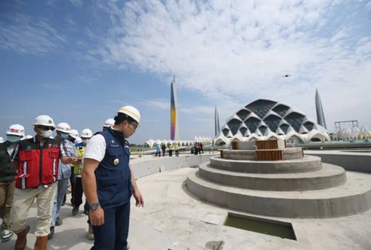 Ridwan Kamil Sebut Masjid Al Jabbar akan Selesai Akhir 2022 - GenPI.co JABAR