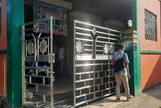 Polisi Datang ke Ponpes Riyadhul Jannah Depok, Ada Apa? - GenPI.co JABAR