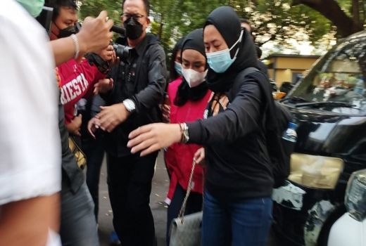 Menu Makanan Medina Zein di Rutan Polda Metro Jaya Bikin Terkejut - GenPI.co JABAR