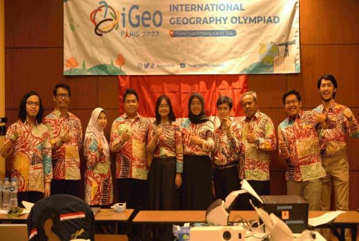 Siswa SMA Pribadi Bandung Raih Medali Olimpiade Geografi - GenPI.co JABAR